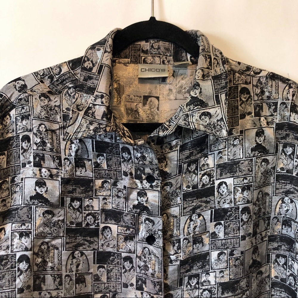 Vintage CHICOS silver shimmer top with pretty faces size 2/large - Picture 4 of 6